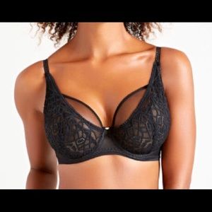 Black Lace Bra NWT
